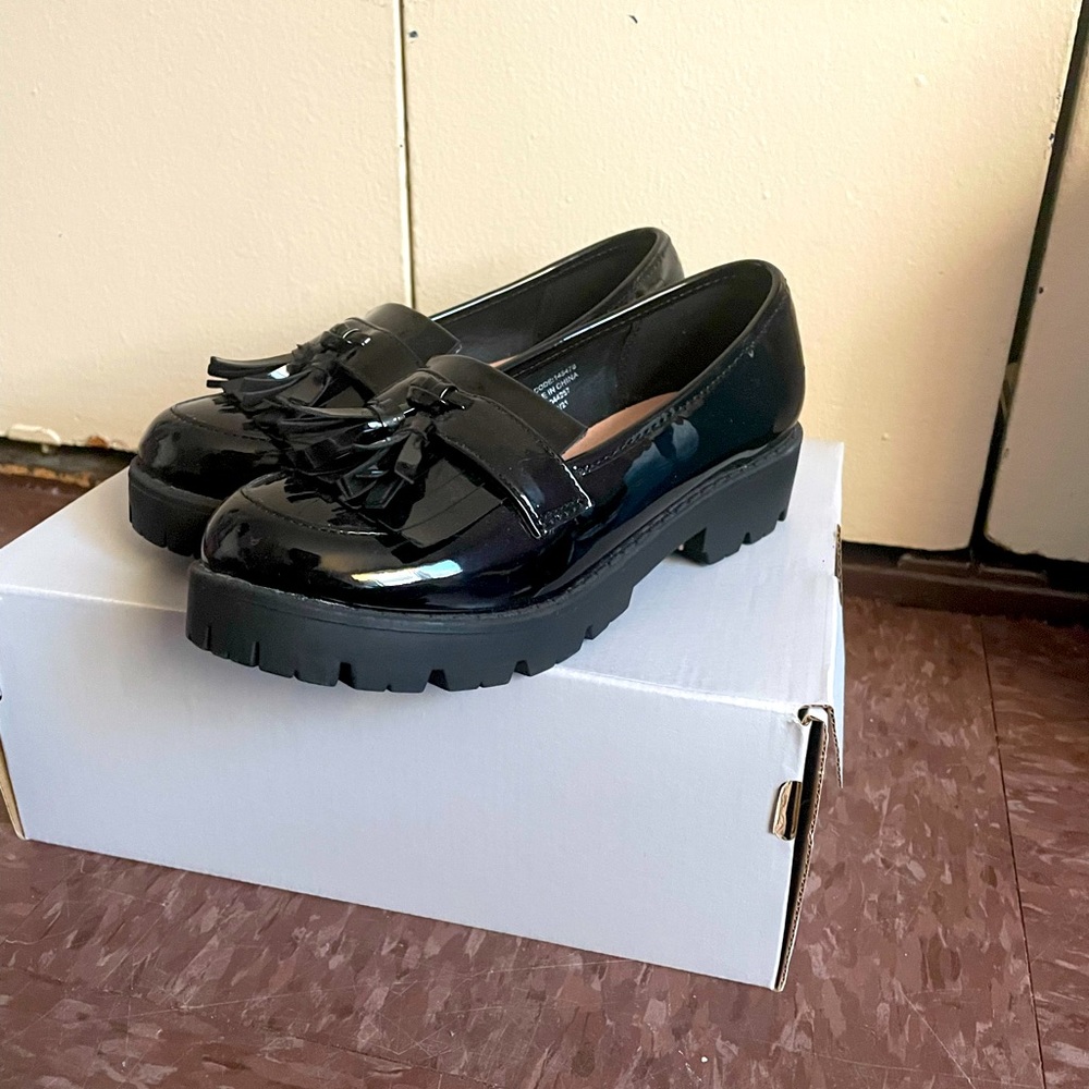 Girl chunky loafer in patent leather black
